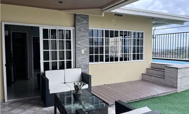 VILLA LUCRE / PH ALTOS DE SAN RAFAEL /  REMODELADA / 290M2