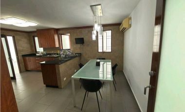 VENTA CASA DUPLEX 941m2 EN OBARRIO NRR