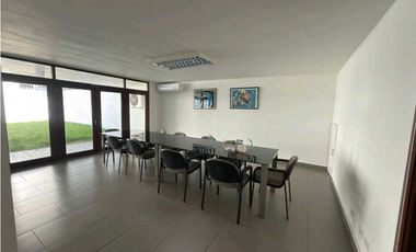 VENTA CASA DUPLEX 941m2 EN OBARRIO NRR