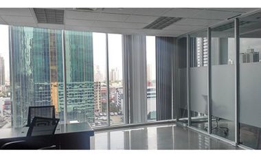 OFICINA / CALLE 50 / TORRE GLOBAL BANK / 102m2 / SOBRE VIA