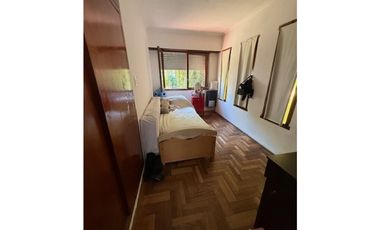 Chalet 4 ambientes en Venta - Todo en Esquina