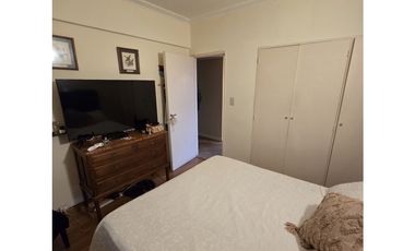 VENTA DEPTO DOS CON DEPENDENCIA Y COCHERA