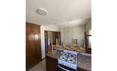 ALQUILER DPTO 3 AMBIENTES CON COCHERA - HIPOLITO YRIGOYEN 1900