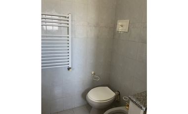 ALQUILER DPTO 3 AMBIENTES CON COCHERA - HIPOLITO YRIGOYEN 1900