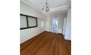 ALQUILER DPTO 3 AMBIENTES CON COCHERA - HIPOLITO YRIGOYEN 1900