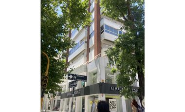 ALQUILER DPTO 3 AMBIENTES CON COCHERA - HIPOLITO YRIGOYEN 1900