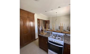 ALQUILER DPTO 3 AMBIENTES CON COCHERA - HIPOLITO YRIGOYEN 1900