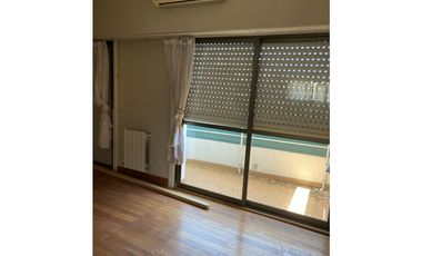 ALQUILER DPTO 3 AMBIENTES CON COCHERA - HIPOLITO YRIGOYEN 1900