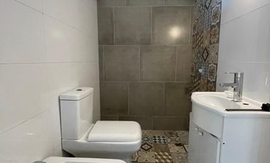 Casa en alquiler en Moron Sur