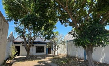 Casa en alquiler en Moron Sur