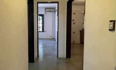 Casa en alquiler en Moron Sur
