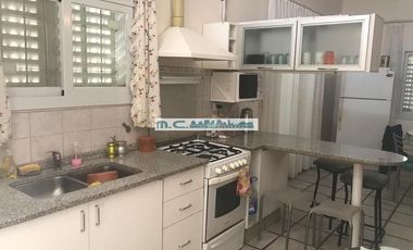 AT111. ICHO CRUZ. GRAN CASA CON AMPLIO PARQUE Y PILETA (8 PAX)