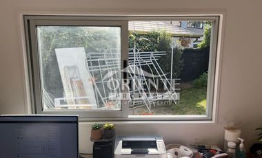 EXCELENTE UBICACIÓN LOCAL CON JARDÍN INTERIOR