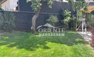 EXCELENTE UBICACIÓN LOCAL CON JARDÍN INTERIOR