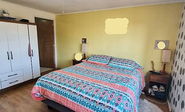 EXCELENTE CASA 5D/4B CON 3+ ESTACIONAMIENTOS.