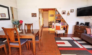 EXCELENTE CASA 5D/4B CON 3+ ESTACIONAMIENTOS.