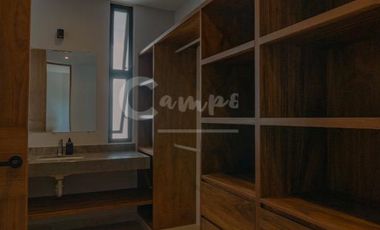 Casa de 2 pisos, 3 recamaras en privada en Conkal Yucatan  Entrega inmediata