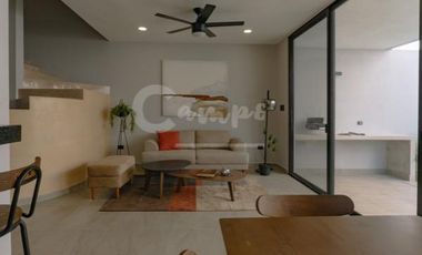 Casa de 2 pisos, 3 recamaras en privada en Conkal Yucatan  Entrega inmediata