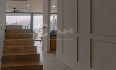 Casa de 2 pisos, 3 recamaras en privada en Conkal Yucatan  Entrega inmediata