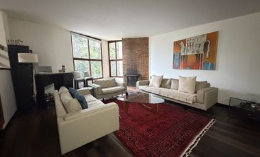 Casa en venta en Portón de las Flores con alberca y doble seguridad