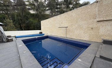 Casa en venta en Portón de las Flores con alberca y doble seguridad