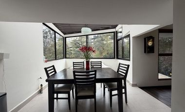 Casa en venta en Portón de las Flores con alberca y doble seguridad