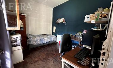 Venta casa 3 ambientes con cochera en Wilde