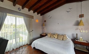 VENTA CASA EN CALLE CERRADA COL. LOMAS QUEBRADAS