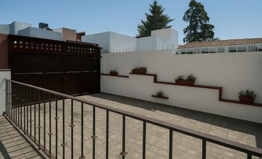 VENTA CASA EN CALLE CERRADA COL. LOMAS QUEBRADAS