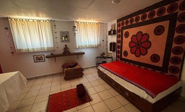 VENTA CASA EN CALLE CERRADA COL. LOMAS QUEBRADAS