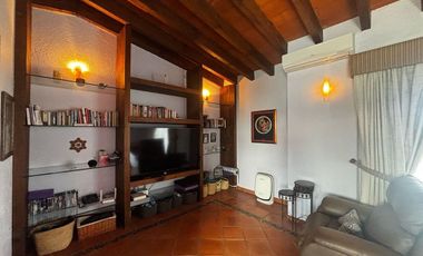 VENTA CASA EN CALLE CERRADA COL. LOMAS QUEBRADAS