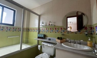 VENTA CASA EN CALLE CERRADA COL. LOMAS QUEBRADAS