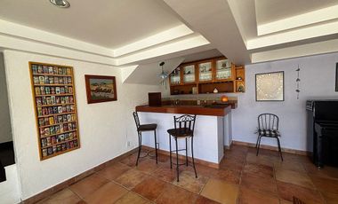 VENTA CASA EN CALLE CERRADA COL. LOMAS QUEBRADAS