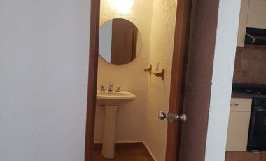 VENTA CASA EN CALLE CERRADA COL. LOMAS QUEBRADAS