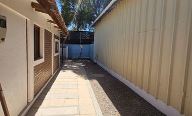 Casa en arriendo c/ estacionamiento en San Fernando de Copiapó