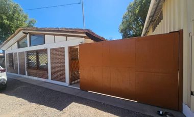 Casa en arriendo c/ estacionamiento en San Fernando de Copiapó