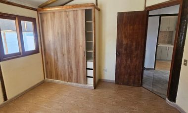 Casa en arriendo c/ estacionamiento en San Fernando de Copiapó