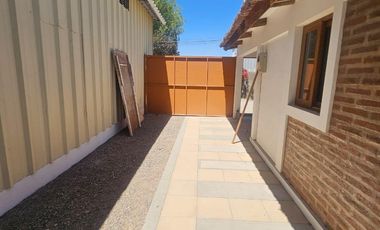 Casa en arriendo c/ estacionamiento en San Fernando de Copiapó