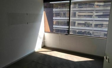 IB-CM0842 - Oficina Acondicianda en Renta en Bosque de Duraznos, 339 m2.