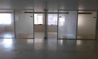IB-CM0842 - Oficina Acondicianda en Renta en Bosque de Duraznos, 339 m2.