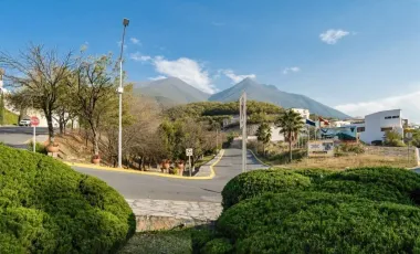 Terreno en venta en Las Águilas, Guadalupe, Nuevo León