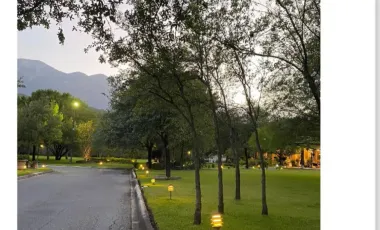 Quinta en venta en Los Cristales, Monterrey, Nuevo León