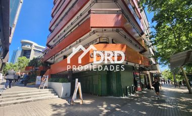 ARRIENDO LOCAL COMERCIAL PROVIDENCIA  METRO L LEONES