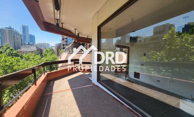 ARRIENDO LOCAL COMERCIAL PROVIDENCIA  METRO L LEONES