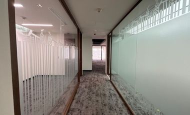 IB-CM1186 - Oficina en Renta en Campos Eliseos, 470 m2.