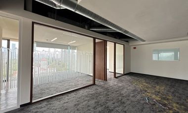 IB-CM1186 - Oficina en Renta en Campos Eliseos, 470 m2.