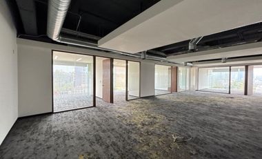 IB-CM1186 - Oficina en Renta en Campos Eliseos, 470 m2.