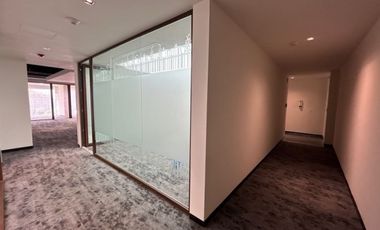 IB-CM1186 - Oficina en Renta en Campos Eliseos, 470 m2.