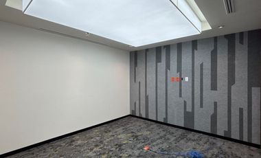 IB-CM1186 - Oficina en Renta en Campos Eliseos, 470 m2.