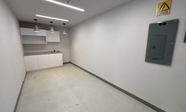 IB-CM1187 - Oficina en Renta en Campos Eliseos, 350 m2.